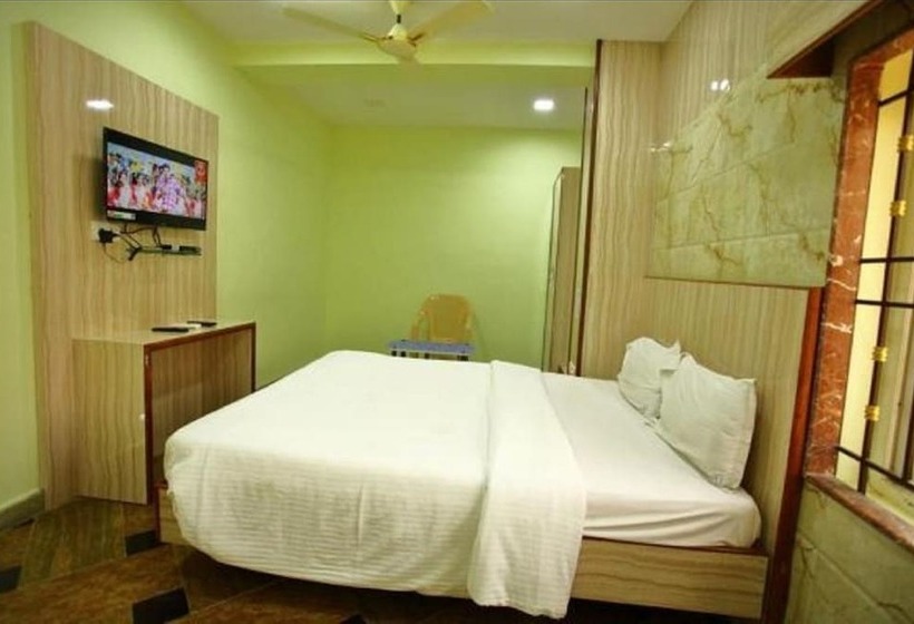 فندق Shiva Residency