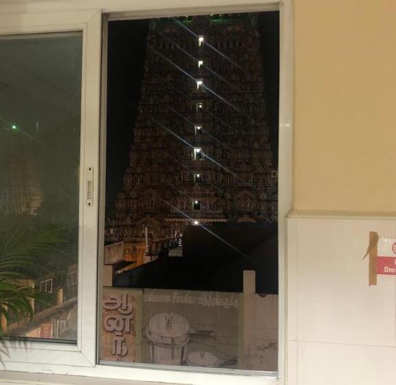 هتل Temple View Annex