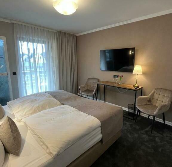 ホテル Zum Fährturm