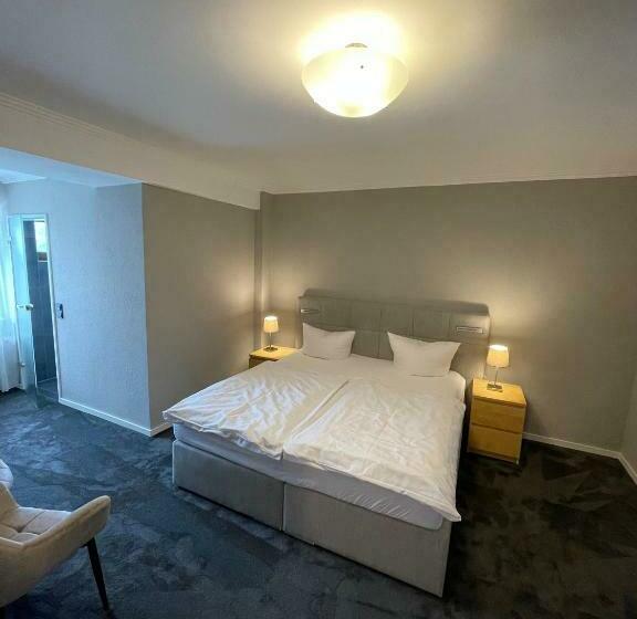 ホテル Zum Fährturm