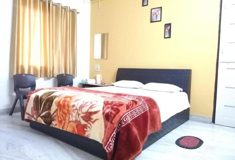 פנסיון Mango Guest House