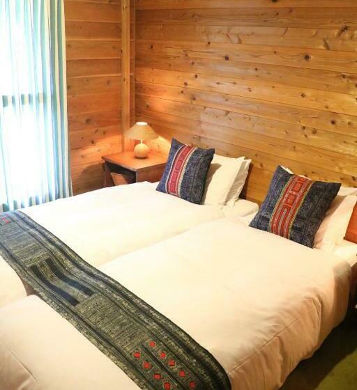 הוסטל First Tracks Madarao