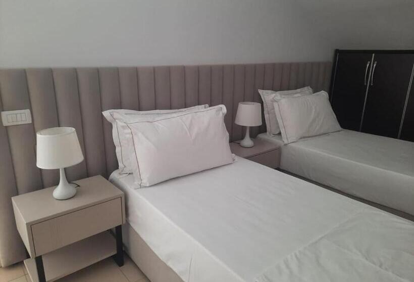 تختخواب و صبحانه Guesthouse Pelivani