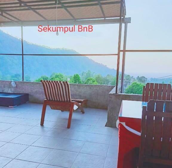 تختخواب و صبحانه Sekumpul Bnb