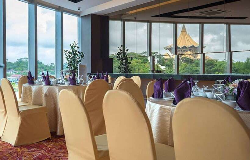 هتل Astana Wing  Riverside Majestic
