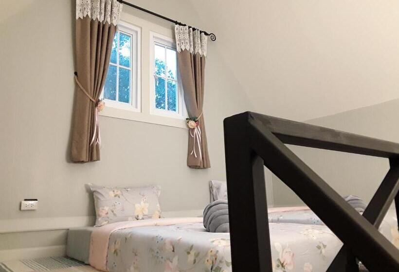 בית מלון כפרי Sky Cottage Bungalow