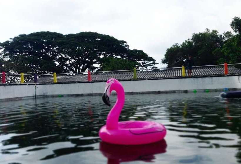 پانسیون Casa El Recuerdo