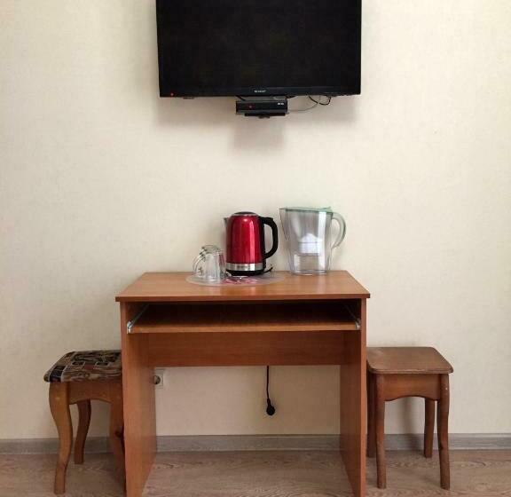 هاستل Semeynyy Mini