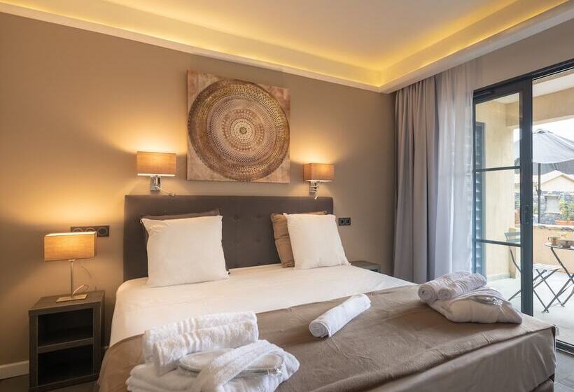 هتل Casa Di A Restonica