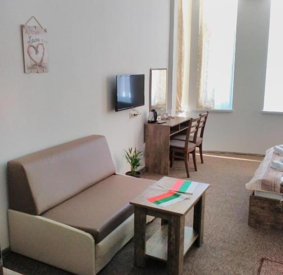 پانسیون Guest House Gurkov