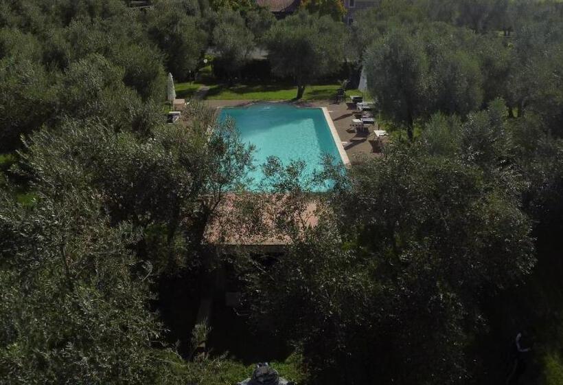 ホテル Agriturismo I Due Casali
