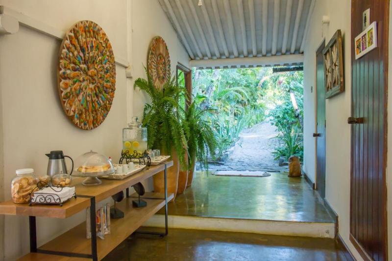 پانسیون Calypso Inn