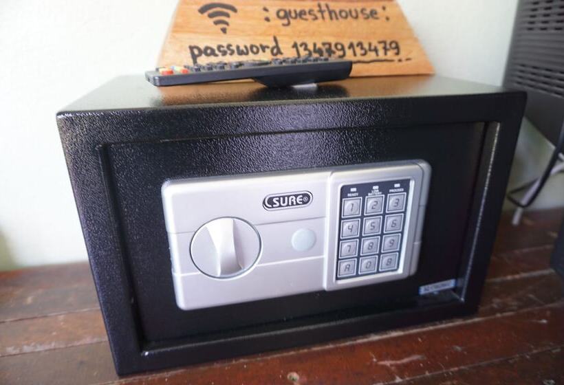پانسیون Home Phang Nga Guesthouse