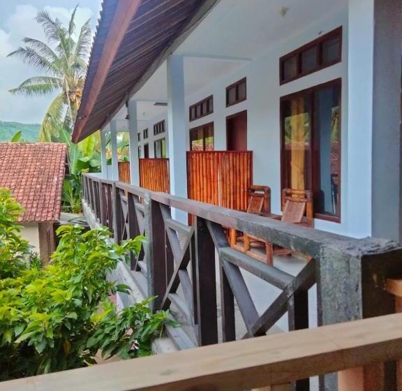 پانسیون Lilypad Guest House