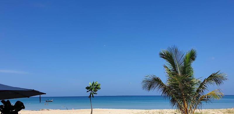 پانسیون Naiyang Seaview Place Resort