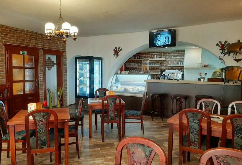 Пансион Penzion  Restaurant U Zámku