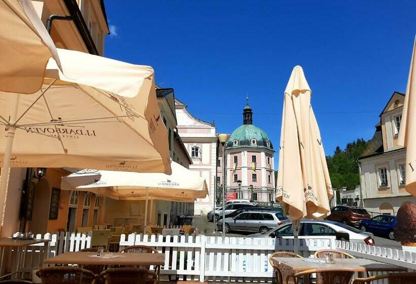 Пансион Penzion  Restaurant U Zámku