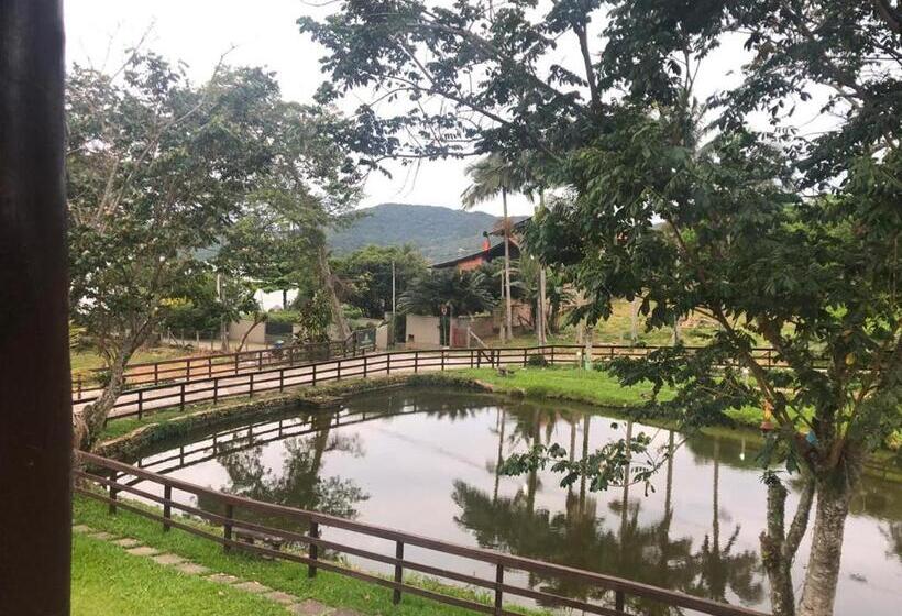 펜션 Pousada Nosso Bosque