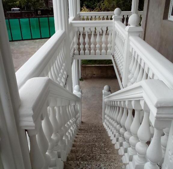 پانسیون Tskaltubo Guest House On Mirian Mepe