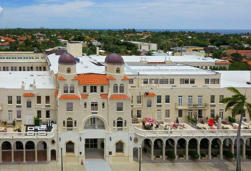 Tropicals Of Palm Beach