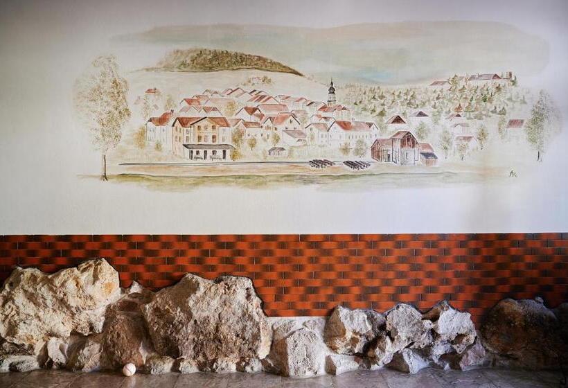 فندق صغير Gasthof Mittendorfer