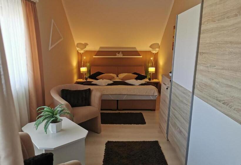 ペンション Csabai Vendégház