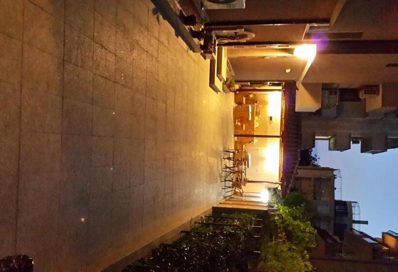 ペンション Guest House Donchevi