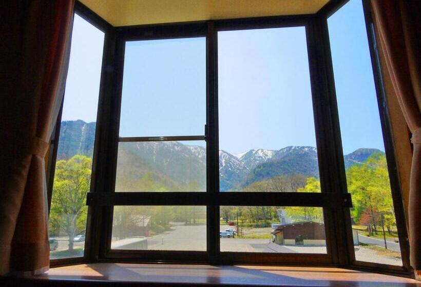 بنسيون Okunikko Park Lodge Miyama