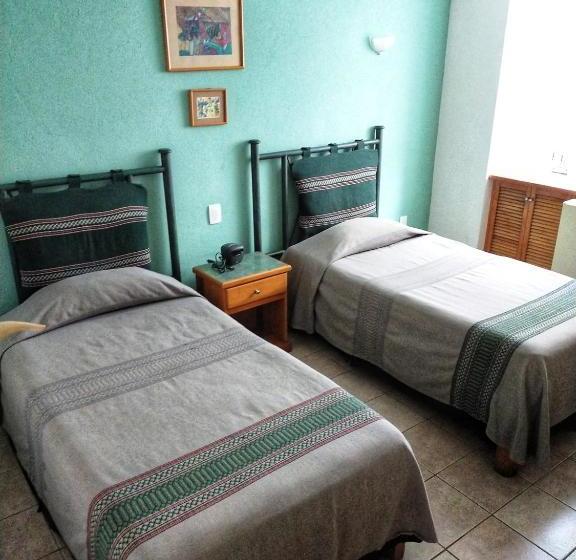 پانسیون Posada De Los Angeles