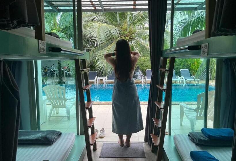 پانسیون The Snug Airportel   Phuket Airport