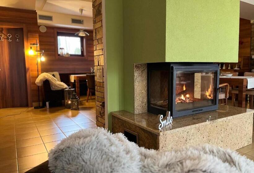 بنسيون Wellness Villa Liptov