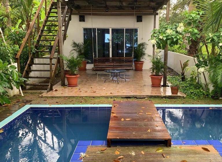 هاستل Hostal Hilltop Capurgana