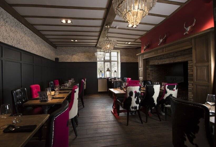 旅馆 The Bull Inn