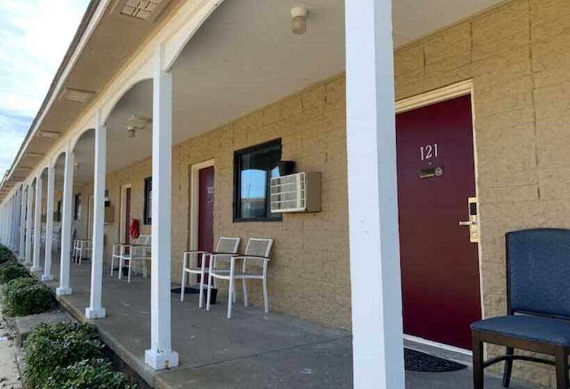 فندق على الطريق Outer Banks Motor Lodge