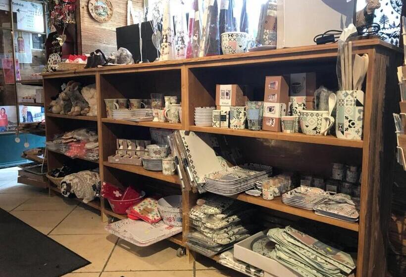 ペンション Gruyère Rooms