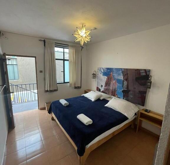 La Catrina Hostel