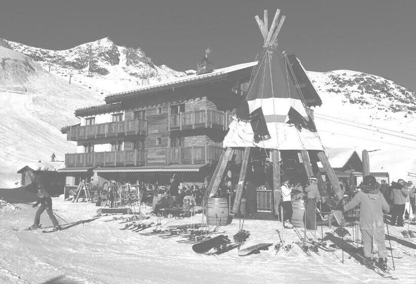 בית מלון כפרי Alpina