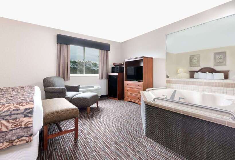 هتل Baymont By Wyndham Columbus/rickenbacker