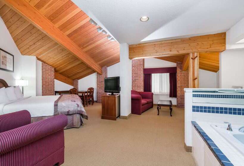 בית מלון כפרי Baymont By Wyndham Marshfield