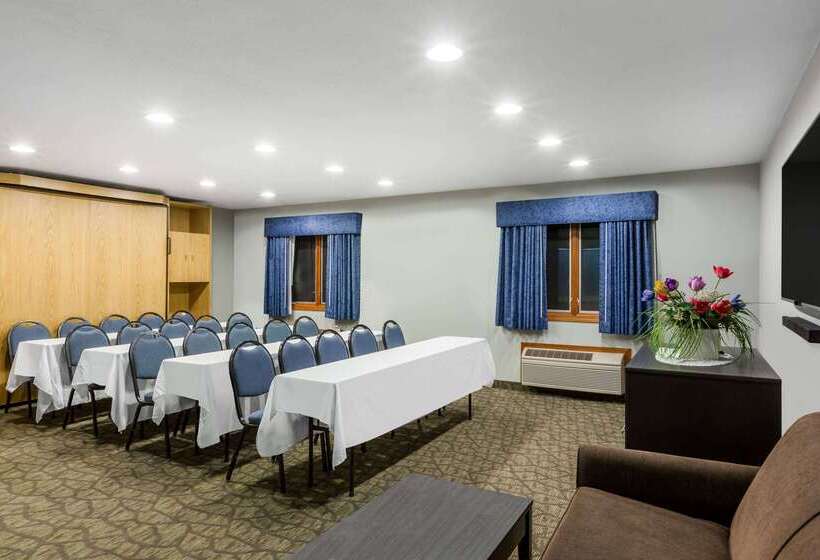 酒店 Baymont By Wyndham Pella