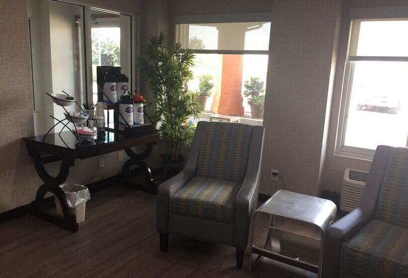 酒店 Baymont By Wyndham Pella