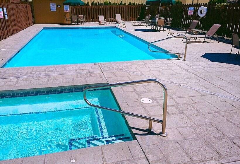 Отель Best Western Chieftain Inn