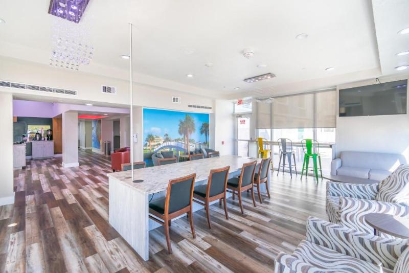 هتل Clarion Pointe Galveston Seawall