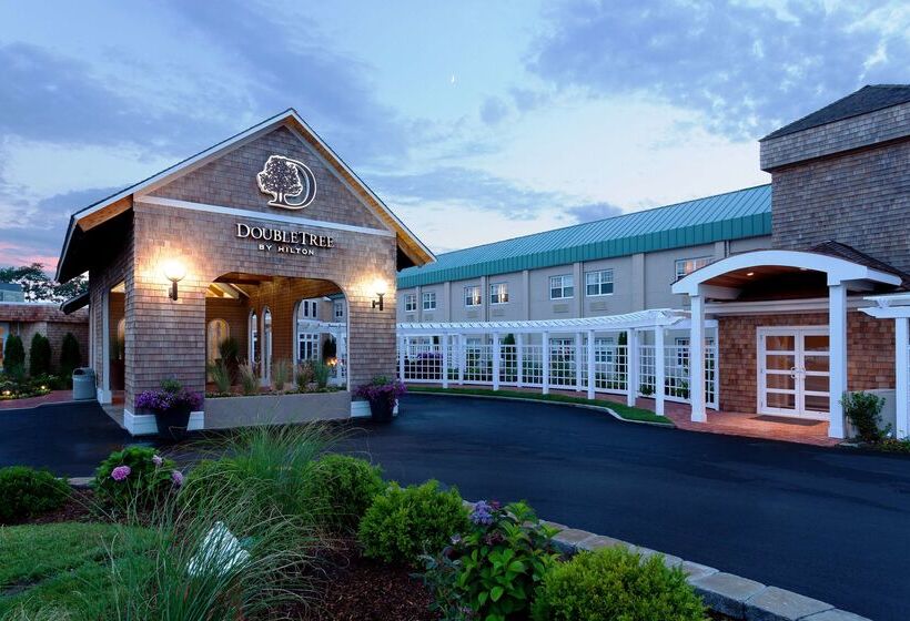 هتل Doubletree By Hilton Cape Cod Hyannis