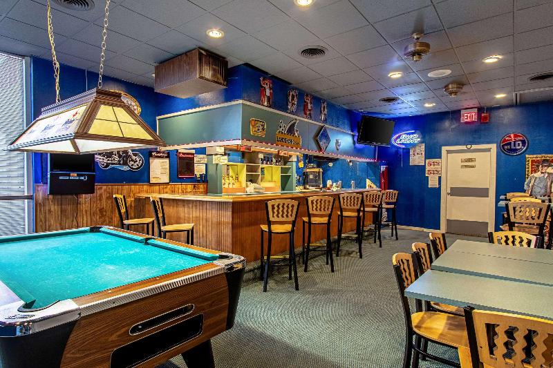 هتل Econo Lodge Kingsville