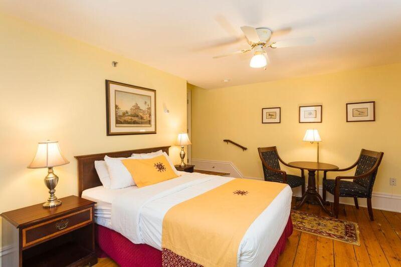 هتل Harding House