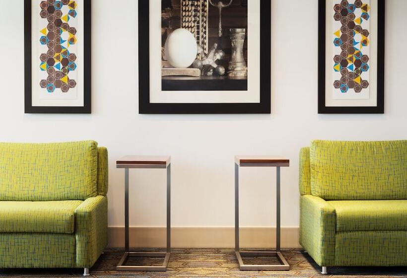 فندق Holiday Inn Express & Suites Locust Grove By Ihg