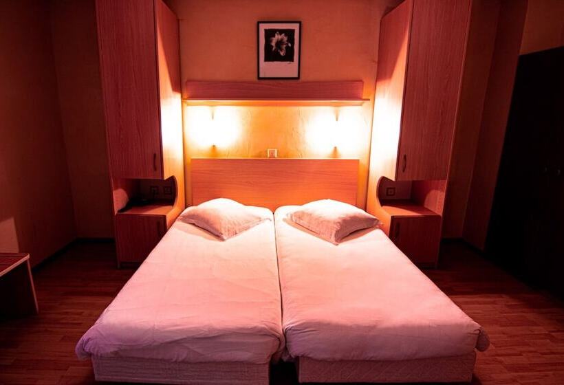 בית מלון כפרי Hôtel Bellevue Le Rocheray