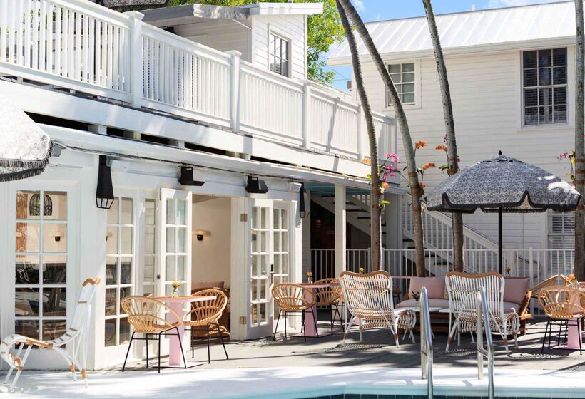 Lighthouse Hotel   Key West Historic Inns
