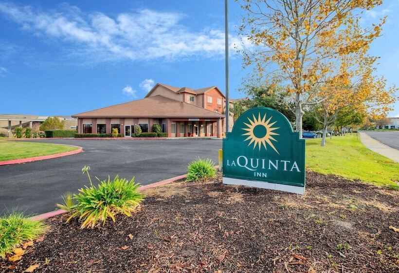 Отель La Quinta Inn By Wyndham Livermore